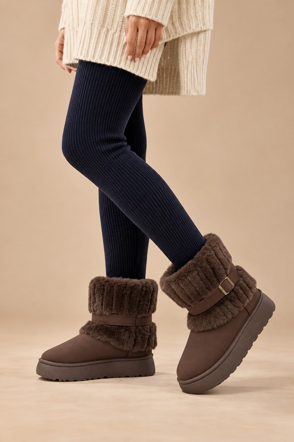 Cairngorm Women's Slip-On Snow Boots — Faux Fur Trim Winter Boots 2