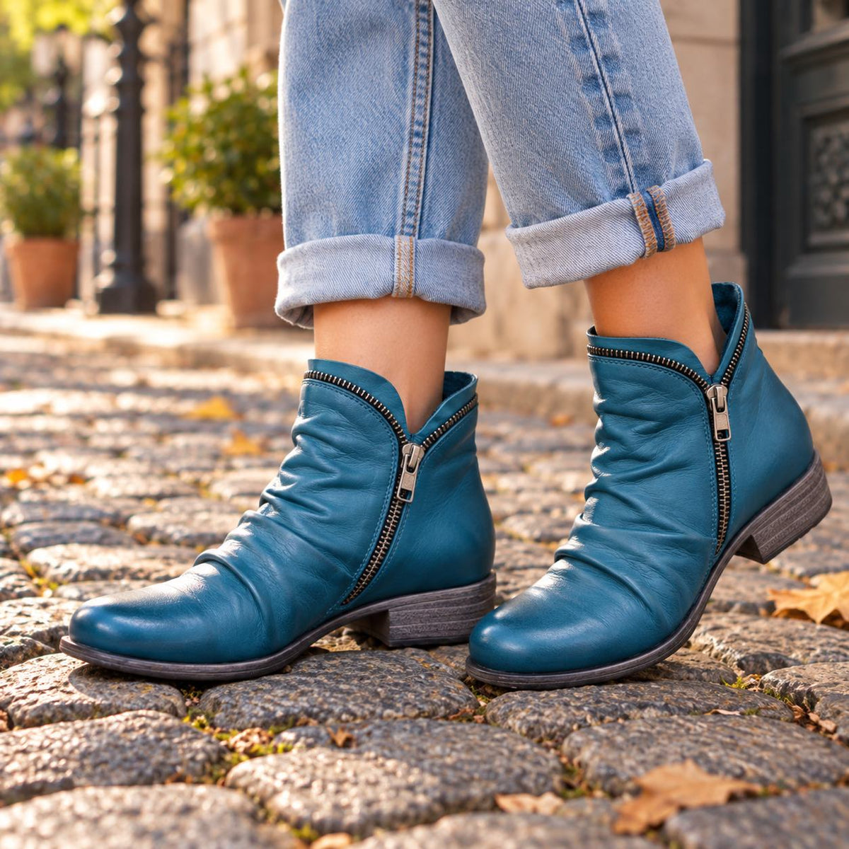 Fulham Women's Zip-Up Ankle Boots — Sleek Autumn Boots 5